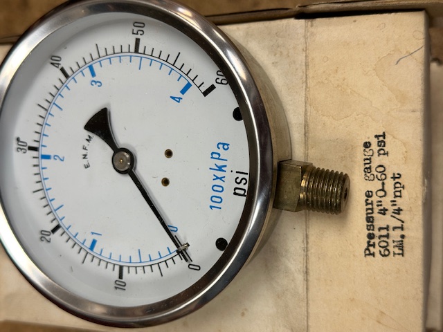 E.N.F.M. PRESSURE GAUGE