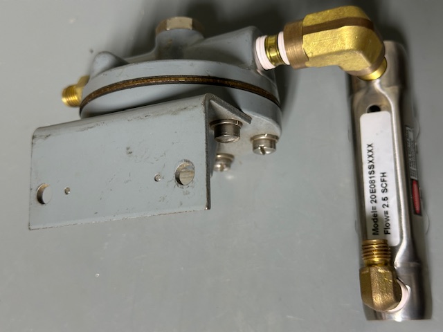 CONSTANT DIFFERENTIAL PNEUMATIC RELAY