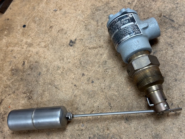 FLOTECT SWITCH